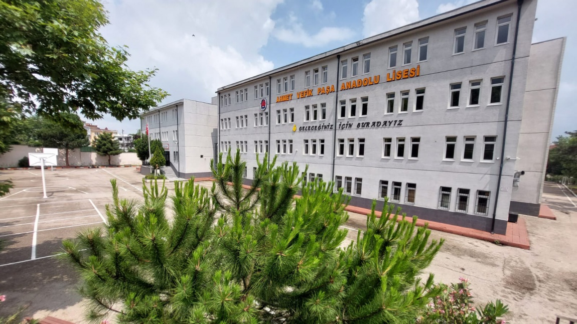 Bursa Ahmet Vefik Paşa Anadolu Lisesi Fotoğrafı